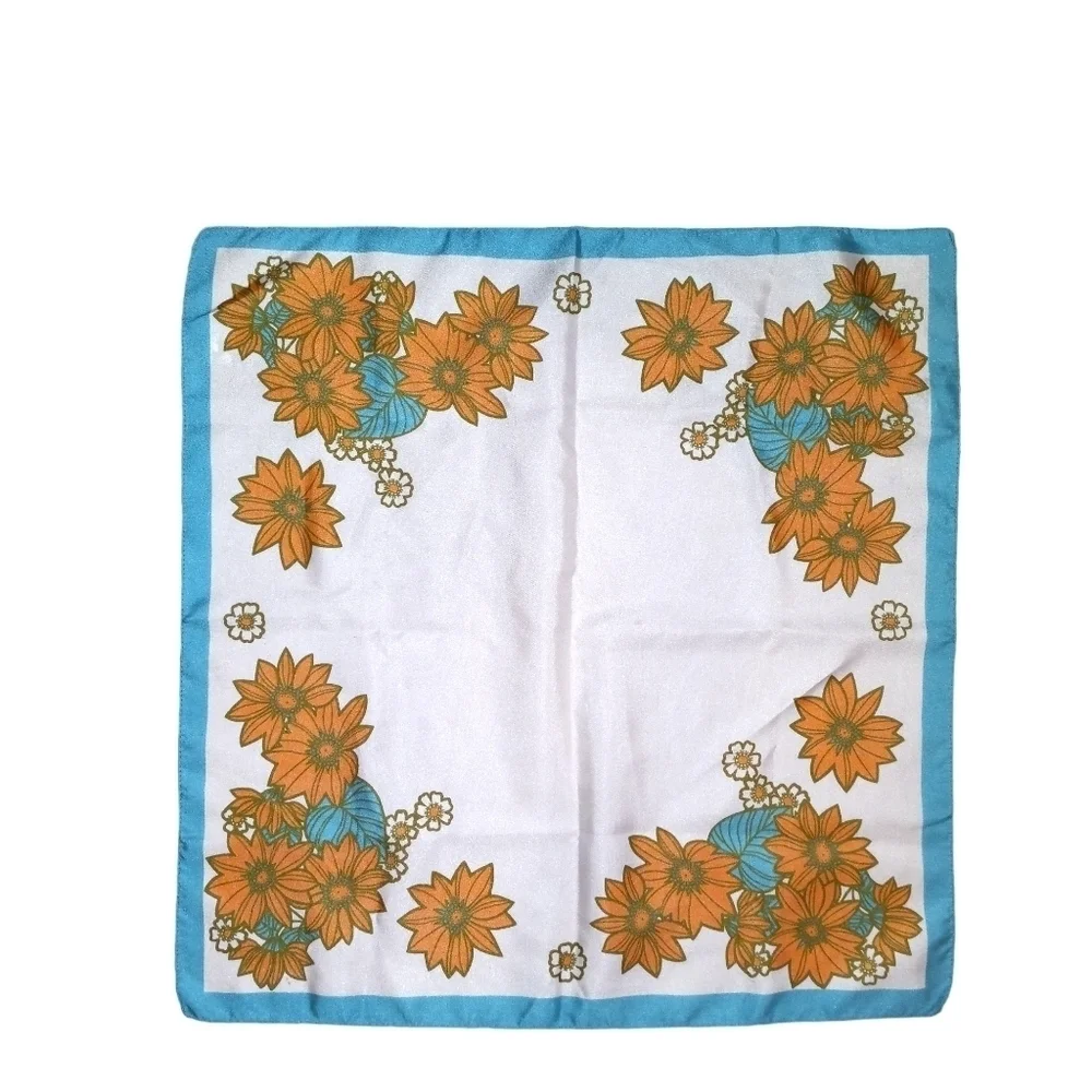 Vtg Scarf 40s or 50's White & Floral Square